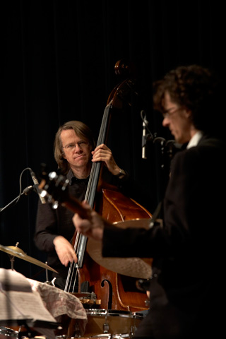 Lauer Large live at Babylon Mitte, Berlin